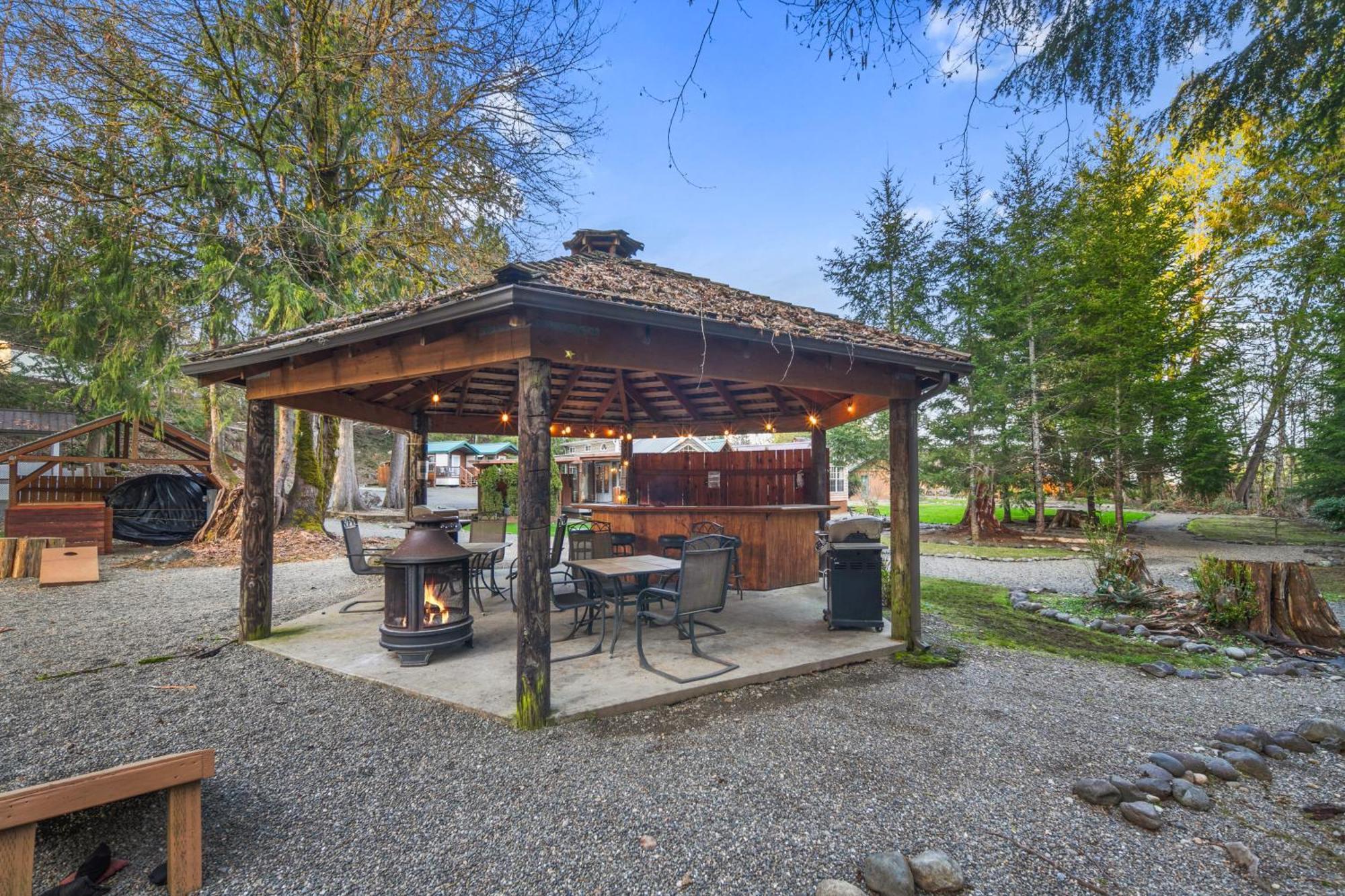 Robin Hood Village Resort Union Bagian luar foto