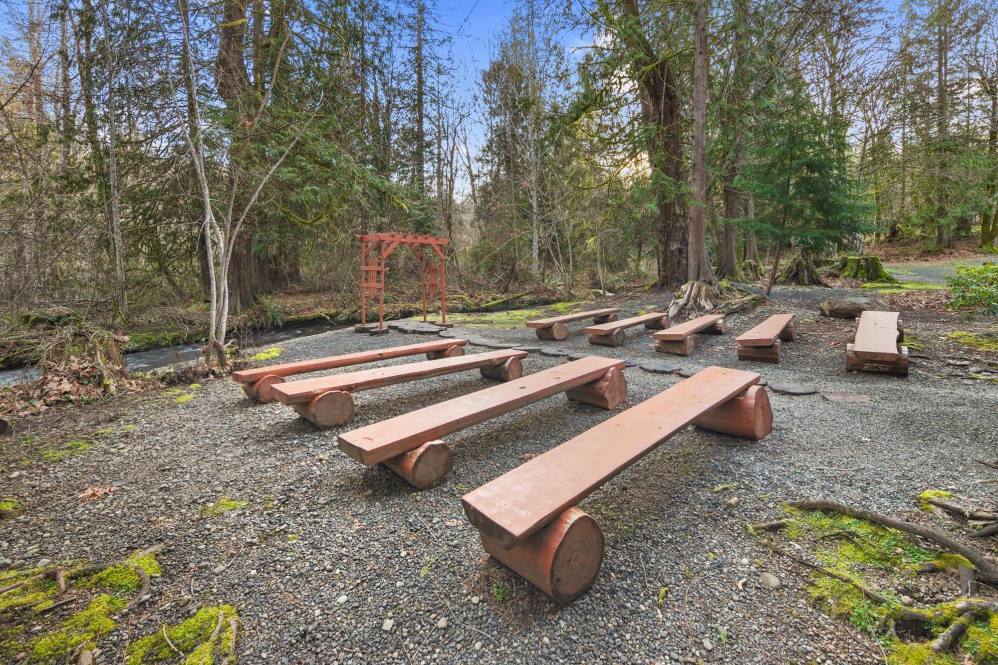 Robin Hood Village Resort Union Bagian luar foto